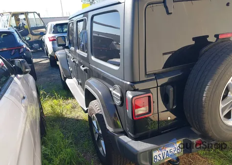 2019 Jeep Wrangler Unlimited Sahara 4X4 из США, поврежденный, VIN 1C4HJXEN6KW591996